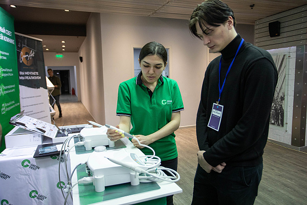 АМС в НиНо30.jpg