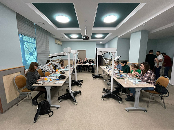 Реставрации фронтальных зубов4.jpeg