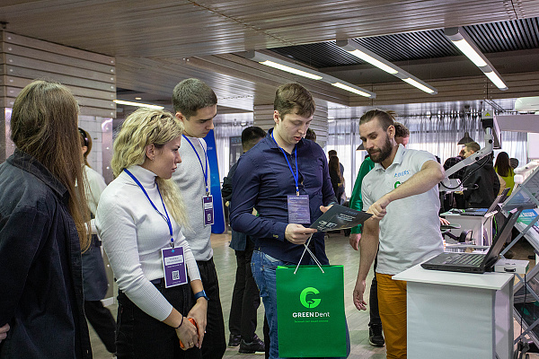 АМС в НиНо25.jpg