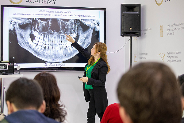 Дентал Салон 2022_33.jpg