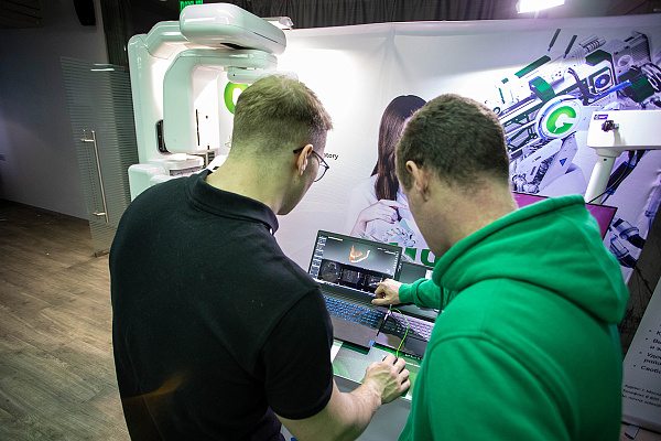 АМС в НиНо5.jpg