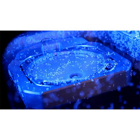 VHF K5 - 5-осная фрезерная машина для cухой фрезеровки, цифровое управление