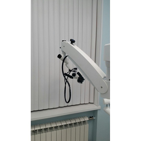 Zumax OMS 2350 - дентальный эндодонтический бинокулярный микроскоп со светодиодной подсветкой и шестиступенчатой регулировкой увеличения 