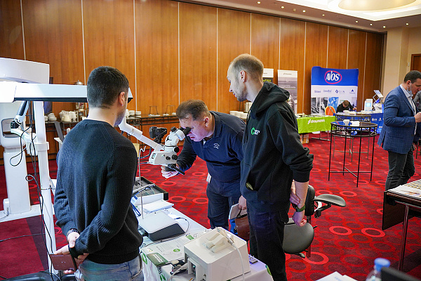 Джозеф Кан. Аурум 5-6 фев10.jpg