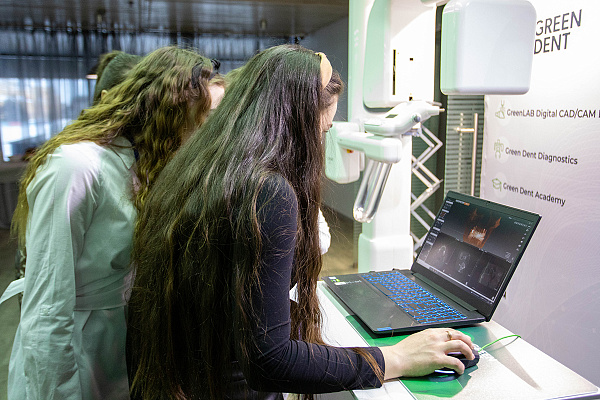 АМС в НиНо11.jpg