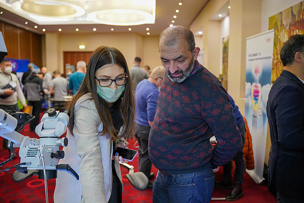 Джозеф Кан. Аурум 5-6 фев3.jpg