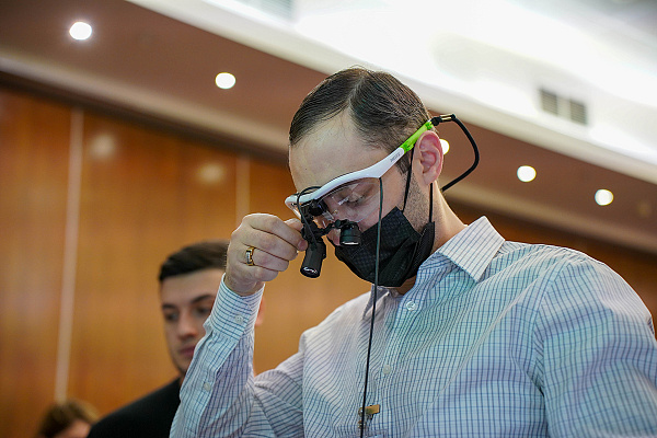 Джозеф Кан. Аурум 5-6 фев4.jpg