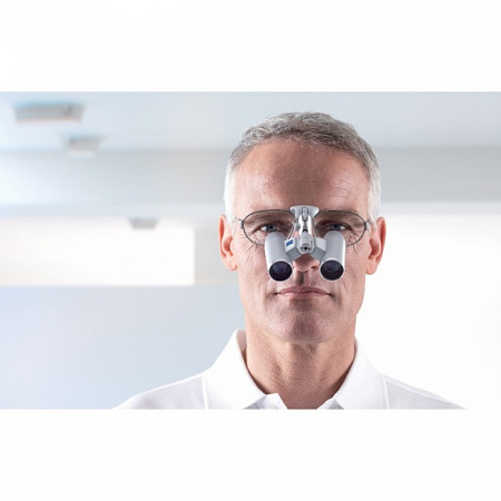 Carl Zeiss EyeMag Pro F - бинокулярные лупы на оправе